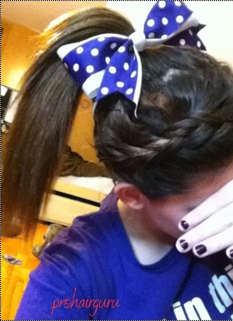 Trendy Cheerleading Hairstyles